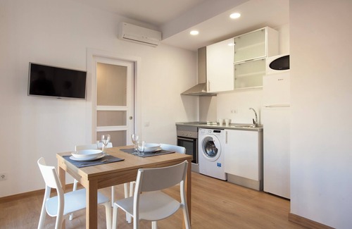 Barceloneta Apartment | Renovated Apartment With Sea View, 5-1