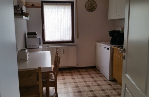 Solms Apartment | Renovated apartment in a good residential complex in Solms in the beautiful Lahn valley.
