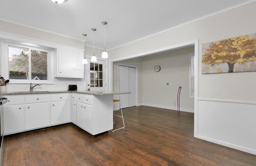 Biddeford Apartment | Renovated Apartment in Biddeford With Water View