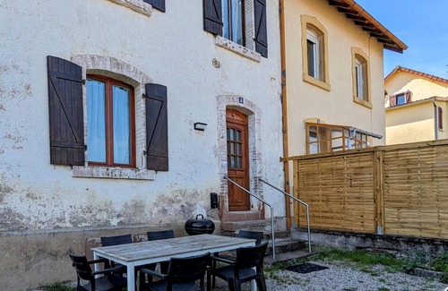 Hericourt Cottage | Renovated apartment with garden in Héricourt