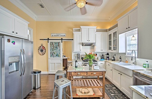 Winnsboro House | Renovated 'Carnegie Cottage' - Walk to Dtwn!