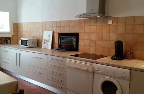 Coggia House | Renovated character house. 10km from the sea.