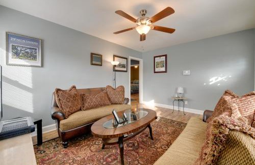 Charlotte House | Renovated Charlotte Bungalow - 3 Mi to Downtown!