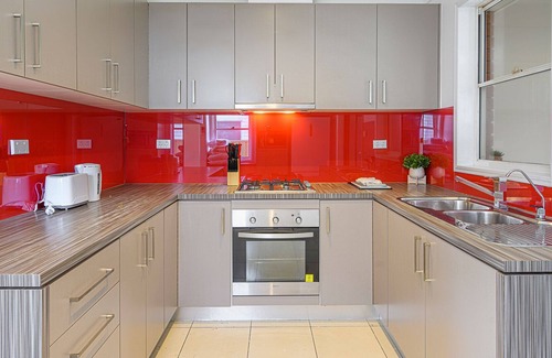 Blacktown House | Renovated charming home & private yard | Blacktown