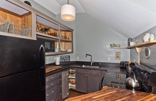 Historic Montford Apartment | Renovated church in Historic Montford, 5 min walk to downtown Asheville