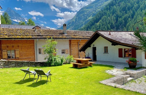 Zinal Ski Chalet | Renovated Classic 1803 Chalet