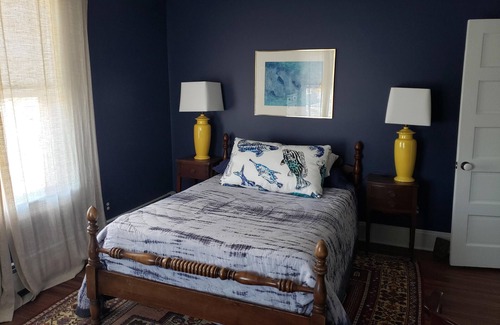 Avon House | Renovated Classic 1890's Bay Head House