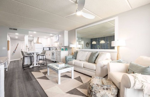 Ponce Inlet Condo | Renovated Condo With Pool on No Drive Beach