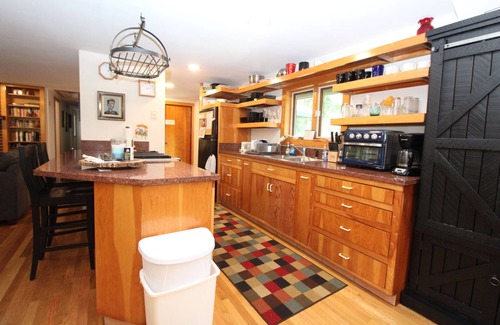 Wellfleet House | Renovated Contemporary Gem In Private Neighborhood (2416)