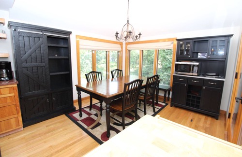 Wellfleet House | Renovated Contemporary Gem In Private Neighborhood (2416)