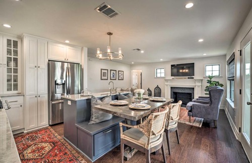College Hills Estates House | Renovated Cottage with Patio by TX AandM Campus!