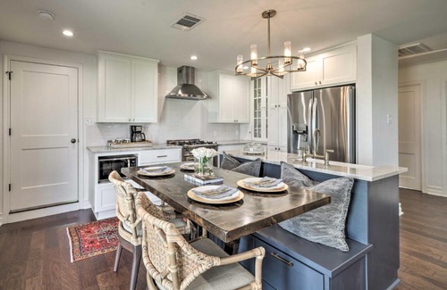 College Hills Estates House | Renovated Cottage with Patio by TX AandM Campus!