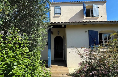 Serigne House | Renovated country house with swimming pool
