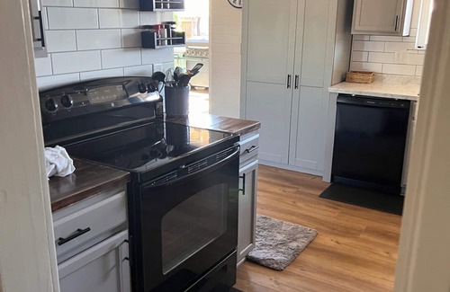 Sun City House | Renovated, Cozy Sun City Home Ready to Host Your Getaway!
