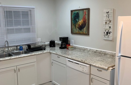 Hardwick House | Renovated duplex on former asylum campus
