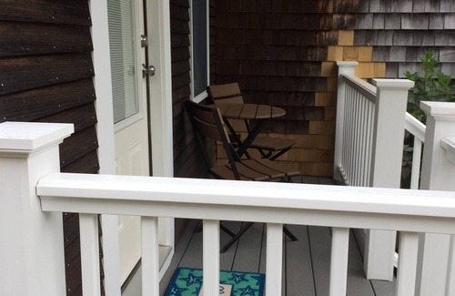 Eastham House | Renovated Eastham home on quiet cul-de-sac near bike trail and ocean beaches