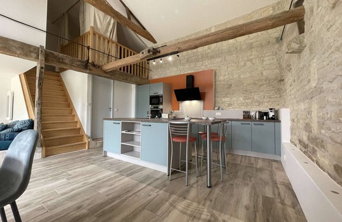 Dompierre-sur-Mer House | Renovated Farmhouse: 4 Sleeps, Garden, Near Sea, La Rochelle Proximity