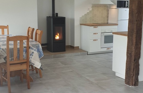 Planguenoual House | Renovated farmhouse 4 Kms from the beach and the GR34, access to sheep park!