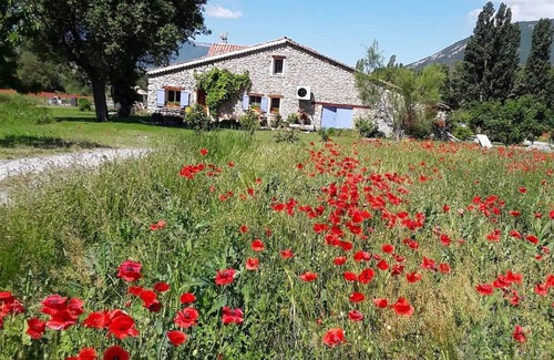 Savournon House | Renovated farmhouse in Savournon. Open countryside, at the foot of Jubeo mountain.