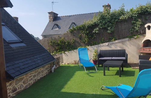 Loguivy House | Renovated fisherman's cottage in Loguivy de la mer