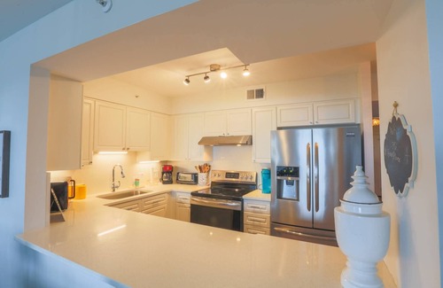 Folly Beach Condo | Renovated Folly Beach Condo w/Community Pool, River Views and Short Walk to Beach & Downtown