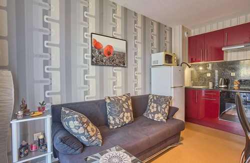 Barbotan-les-Thermes Apartment | Renovated T1 bis, balcony, Wifi