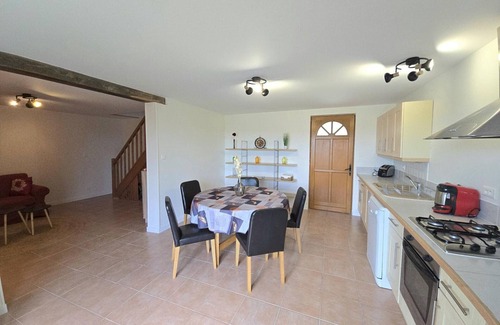 Saint-Meard-de-Drone Cottage | Renovated cottage with shared pool in Saint-Méard-de-Drône