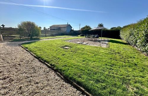 Herce House | Renovated French Country House for Six - A Home for Your Next Holiday