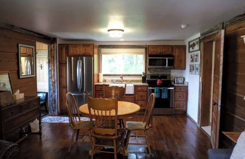 Victor House | Renovated Historic Cabin - Teton Views!