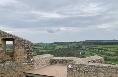Cervera Villa | Renovated, historic castle - Luxury, Pool, Privacy - 6 bedrooms, 6 bathrooms