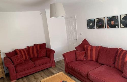 Chester House | Renovated home, fab location, garden, pet friendly and parking