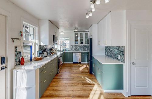 Stevenson House | Renovated home in central location w/hot tub, theater, fast wifi & work desks