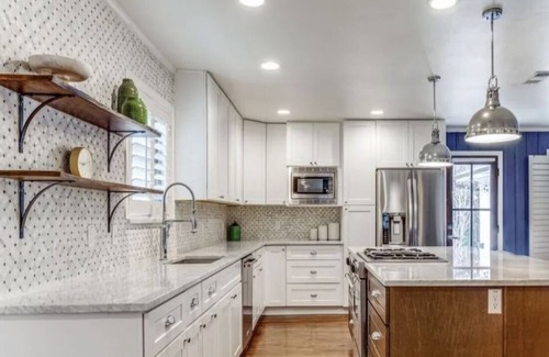 Northeast Dallas House | Renovated home in Dallas near White Rock Lake, shopping and restaurants.