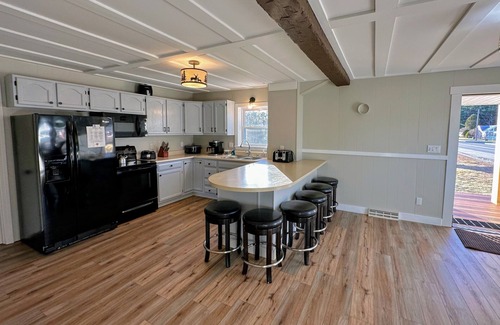 Twin Mountain House | Renovated home on snowmobile trail, firepit, mountain views,10 min from Bretton Woods, dog friendly!