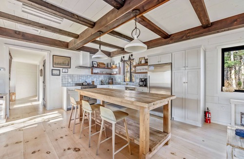 Cape Porpoise House | Renovated home with water access and stocked with amenities