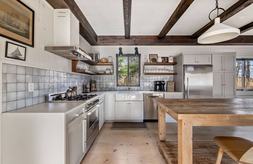 Cape Porpoise House | Renovated home with water access and stocked with amenities