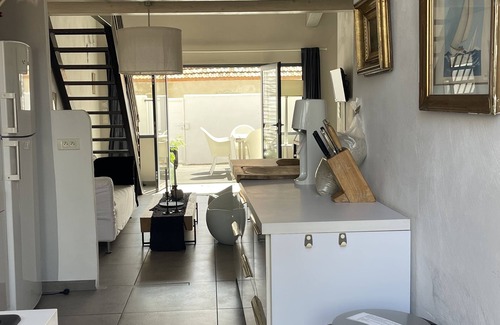 La Gueriniere House | Renovated house, 150m from the beach
