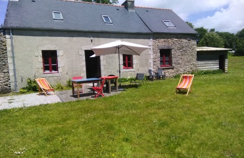 Brennilis House | Renovated house close to Brennilis, retaining its original charm