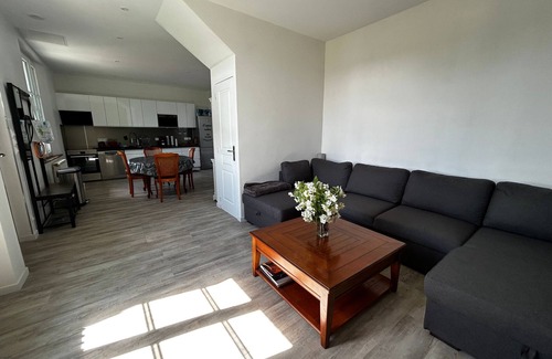 La Roche-Posay Villa | Renovated House with Garden and WIFI in La Roche-Posay