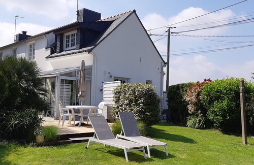 Baden House | Renovated house, pleasant place to live, sea and countryside atmosphere