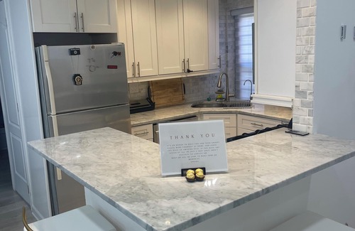 Queens Condo | Renovated-Jacuzzi Tub Home NYC/LGA/JFK Washer/Dryer