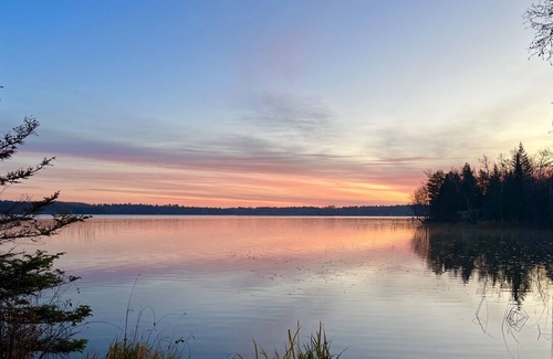 Puposky House | Renovated lake home just steps from the water!