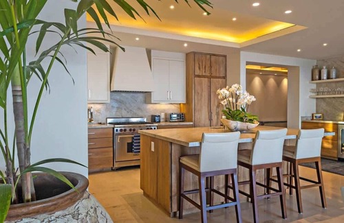 Punta de Mita Condo | Renovated luxury Beachfront.Getaway Summer Rewards