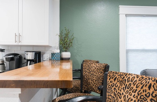 Downtown Reno House | Renovated Midtown Home, Walkers Dream to Food/Fun