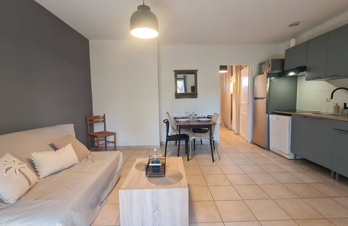 Serra-di-Ferro Villa | Renovated mini villa with all comforts (3*residence, swimming pool, sea on foot)