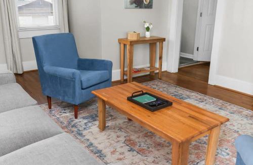 Birmingham House | Renovated Mins to BHM CrossPlex-Central Park Chic