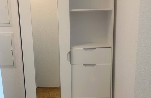 Suelz Apartment | Renovated modern 2-room apartment with balcony and underground parking near the university