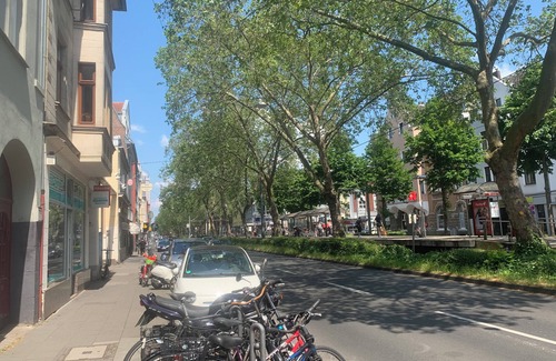 Suelz Apartment | Renovated modern 2-room apartment with balcony and underground parking near the university