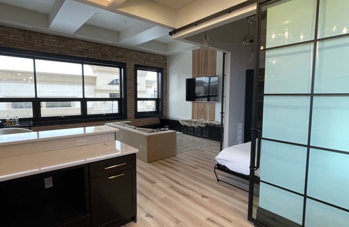 Williston Apartment | Renovated modern studio apartment in the heart of downtown.