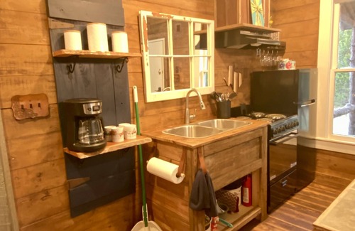 Montalba Cabin | Renovated Montalba Post Office rich with history and rustic charm.